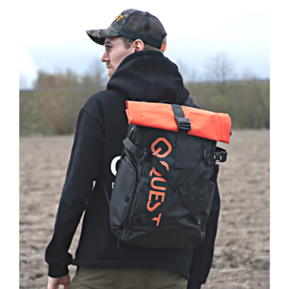 QUEST ROLL TOP BACKPACK